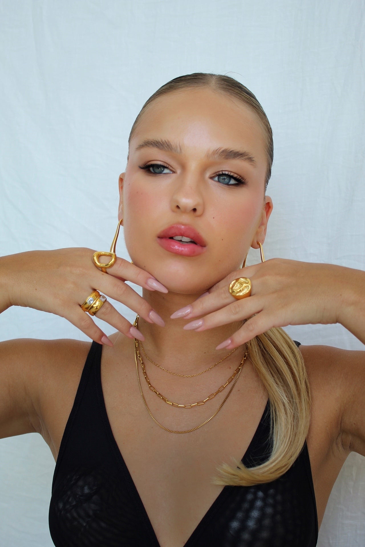 COLLIER LA
