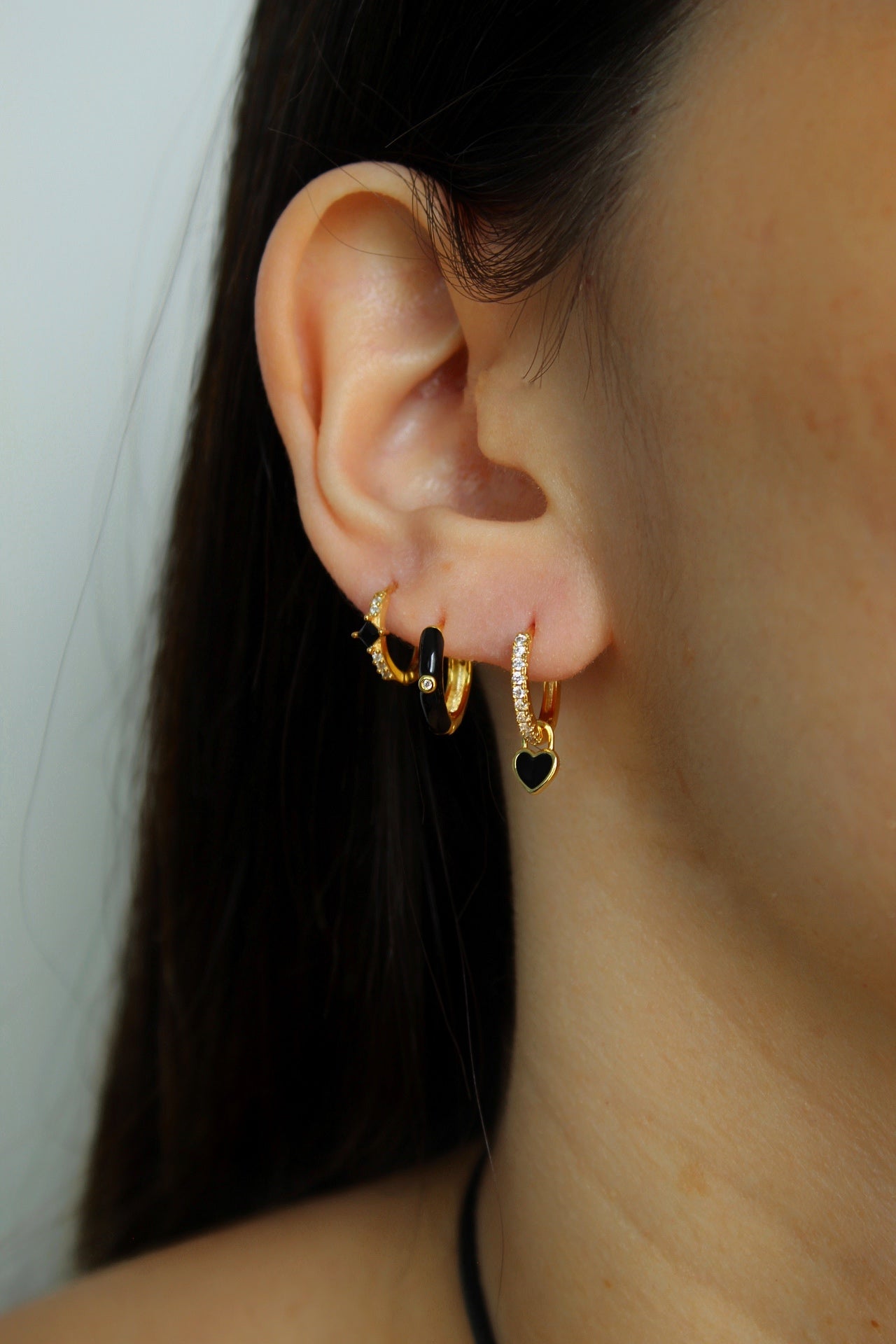 Perfect black set! You can choose the desired earring, 14 carat gold plated earringsืกื ืฉืืืจ ืืืฉืื ! ื ืืชื ืืืืืจ ืืขืืื ืืจืฆืื ืขืืืืื ืืฆืืคืื 14 ืงืจืื ืืื
