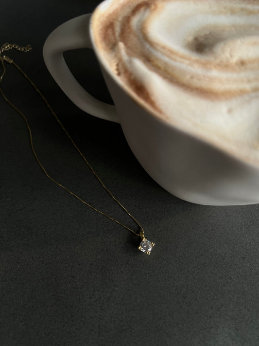 שרשרת גולדפילד עם אבן זירקון גדולה עמידה במים עם אחריות לשנה