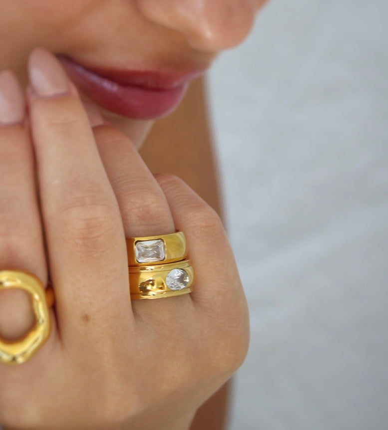 RACHEL RINGS