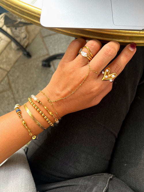 Blue spice bracelet