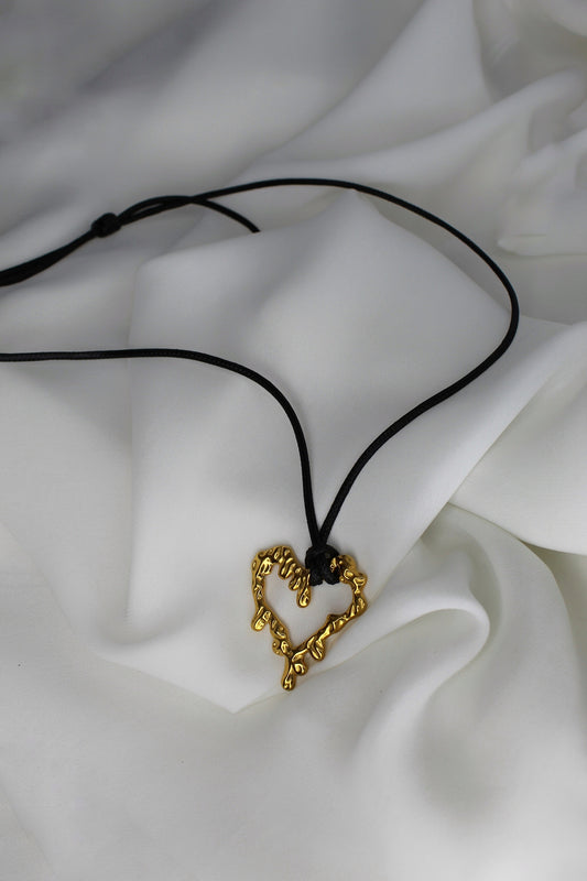 COEUR NECKLACE