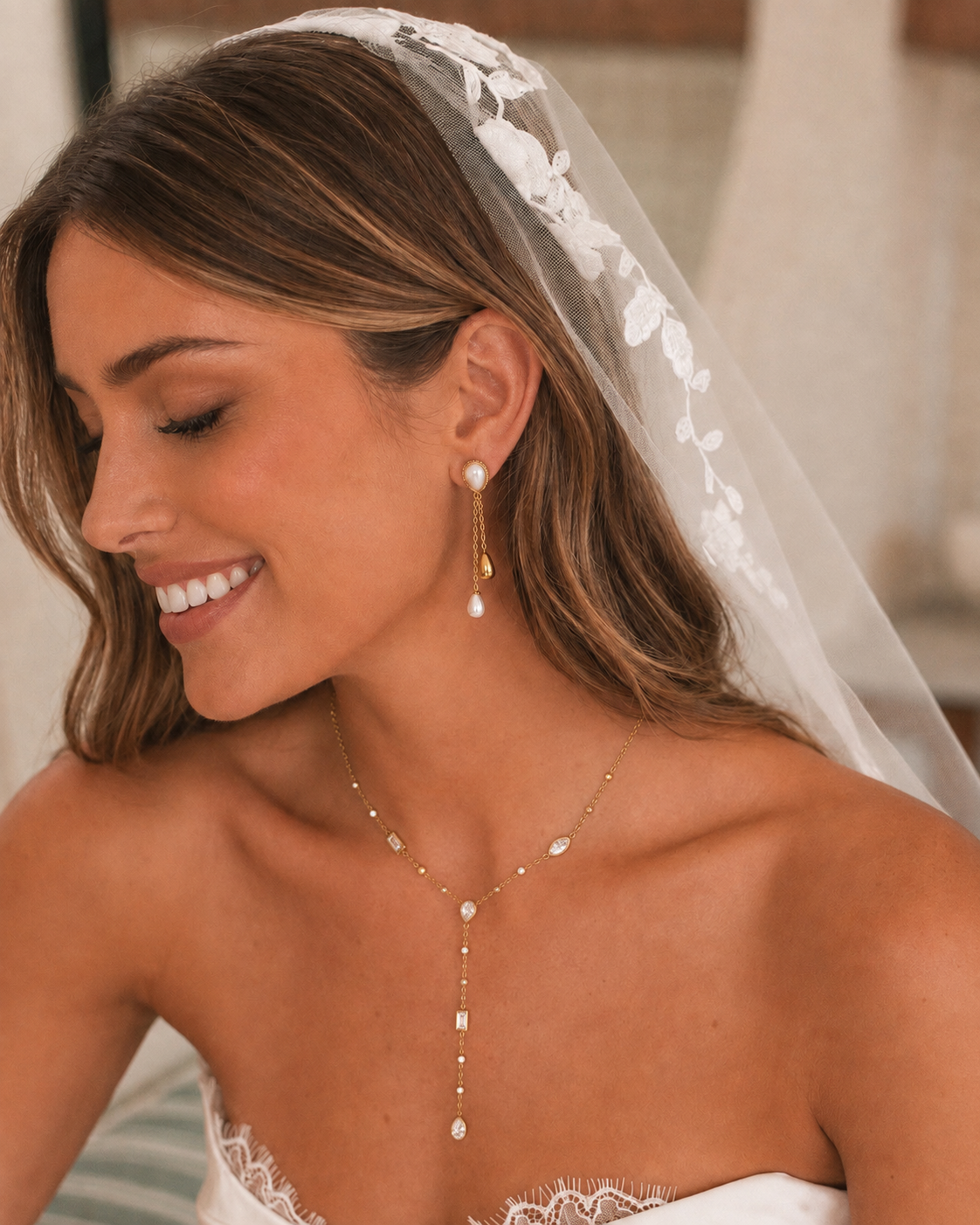Cloea Earrings