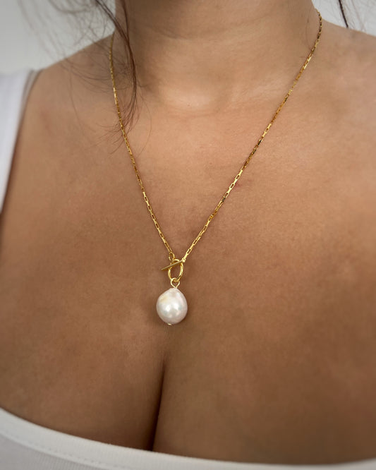 classic BIG PEARL NECKLACE \ שרשרת פנינים הארוכה שלנו מושלמת לכל יציאנ 